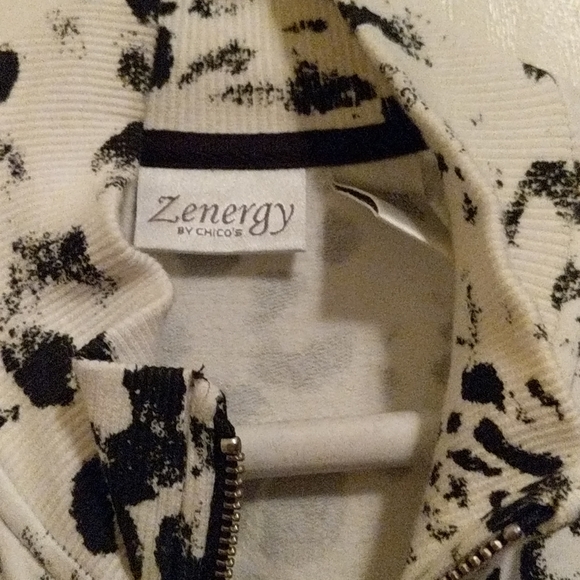 Chicos Zenergy, short sleeve cotton blend - Picture 2 of 8